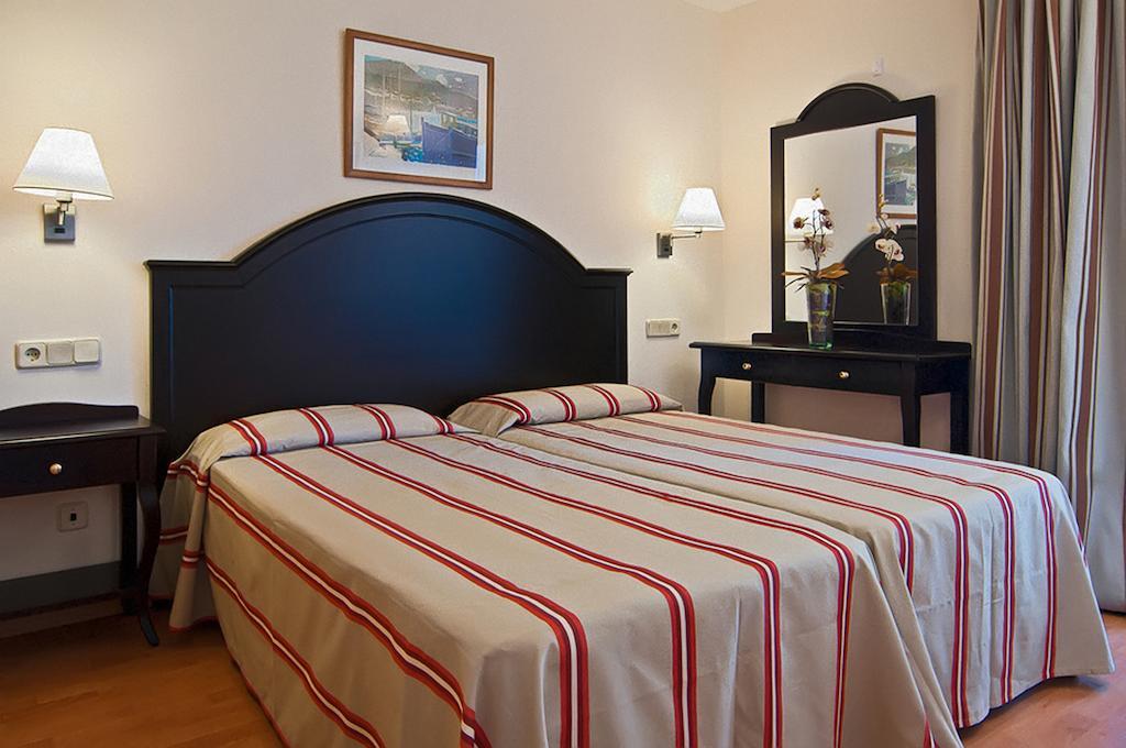 Hotell Aparthotel Estrella De Mar 4*